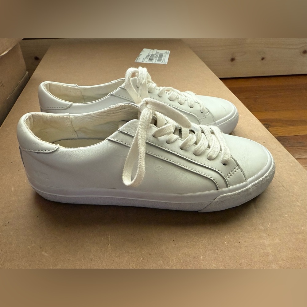 Madewell white leather low top sneakers - Picture 3 of 7